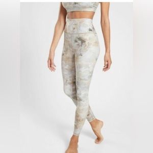 NWT Athlete Elation Gilded Tight Woman’s X-Small NEW WITH TAGS